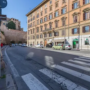 2* Pensjonat Manfredi House San Pietro