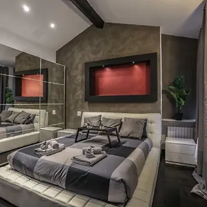  Apartamento Stylish Near Duomo Itália